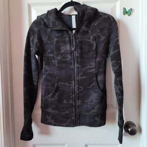 Lululemon Hooded Define Jacket - Camo -  Size 2